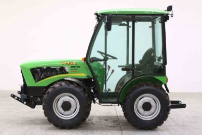 CIĄGNIK Z KABINĄ VEGA COMFORT